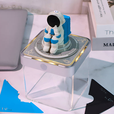 Astronaut (With Light & Calendar 2025)