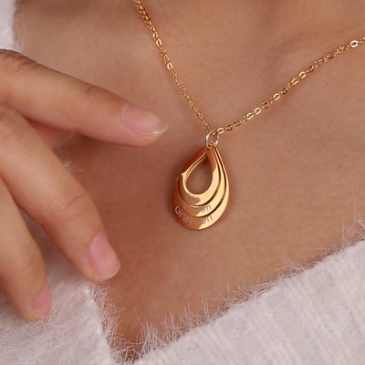 Christmas Gift ’Engraved Drop Shaped Family Necklace