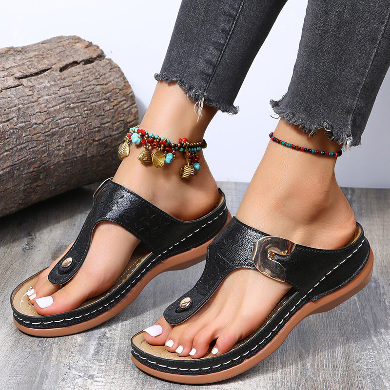 2022 new women's characteristic pattern wedge flip flops