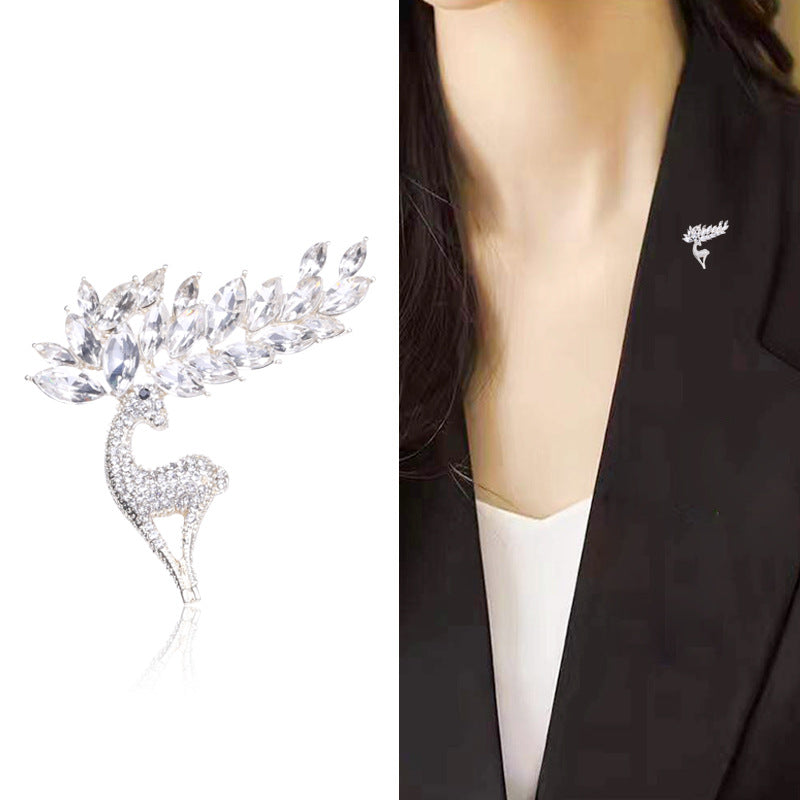 3A Cz With Vintage Deer Brooch